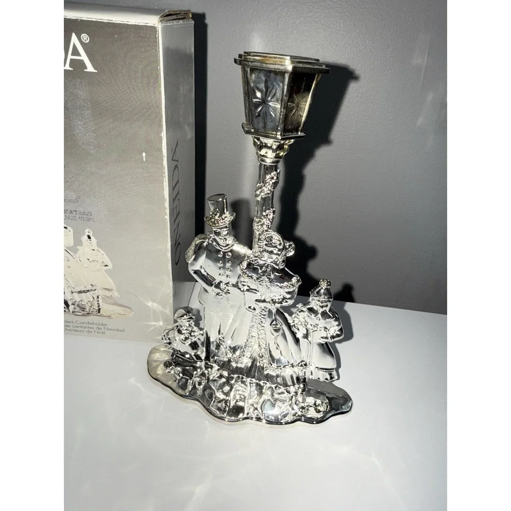 Vtg Christmas Candleholder Carolers‎ Silverplate Mom Dad Kids Dog Oneida Holiday